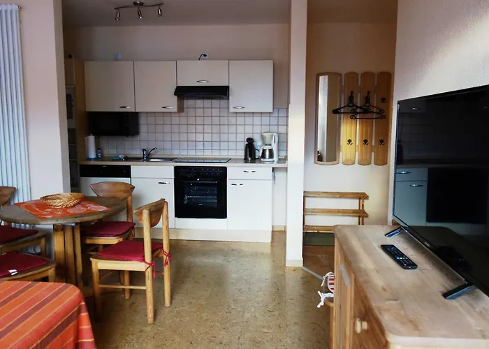 Windrose 26 - Am Rhododendronpark * Graal-Müritz